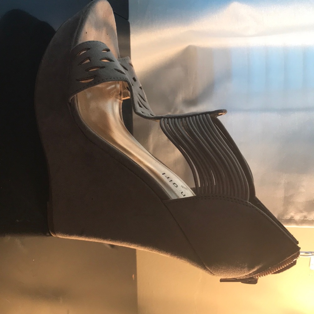 Pretty Platforms - Picture 2 of 4